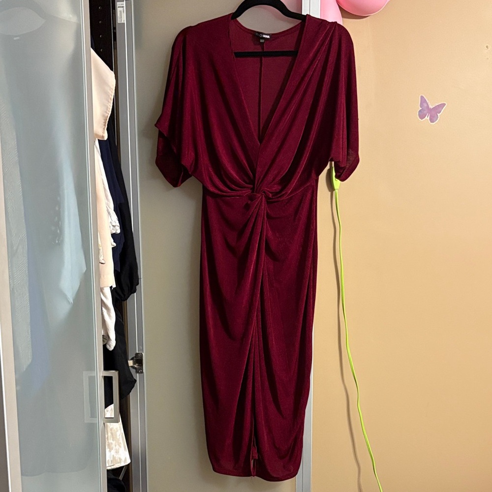 Fashion Nova stunning red V neck Burgundy Dress